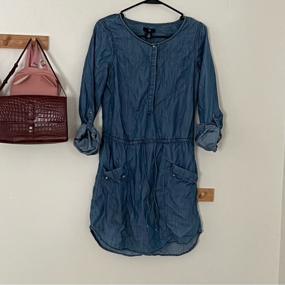 GAP women’s Long Sleeve Denim Blue tie Dress size xs no flaws